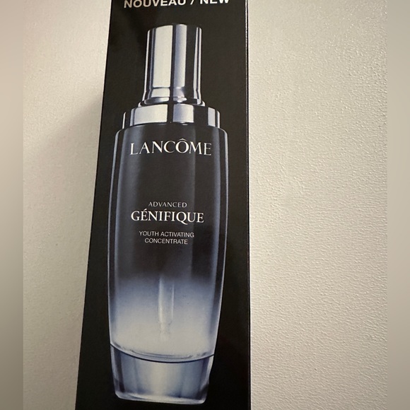 Brand new in box Lancome Serum - Picture 2 of 3